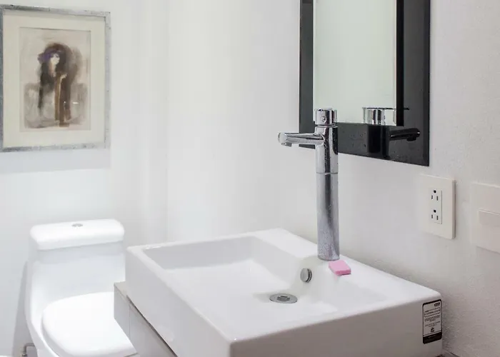 Whyz 4 Private Albergue *