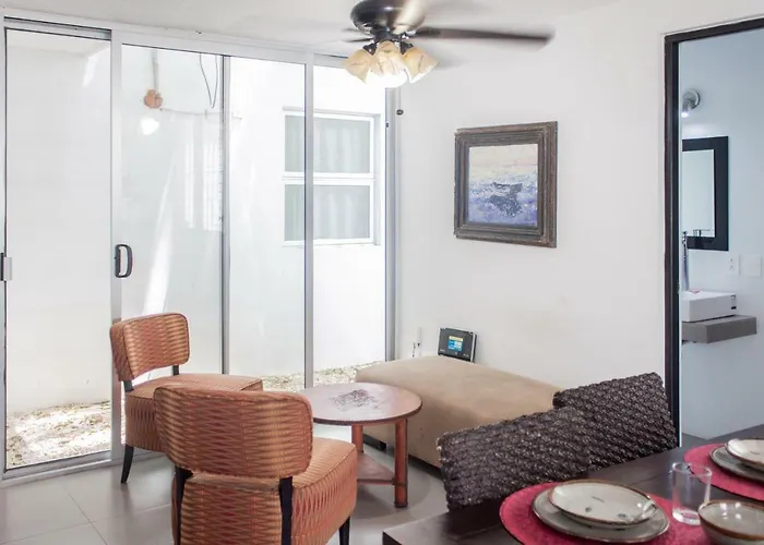 Whyz 4 Private Albergue *
