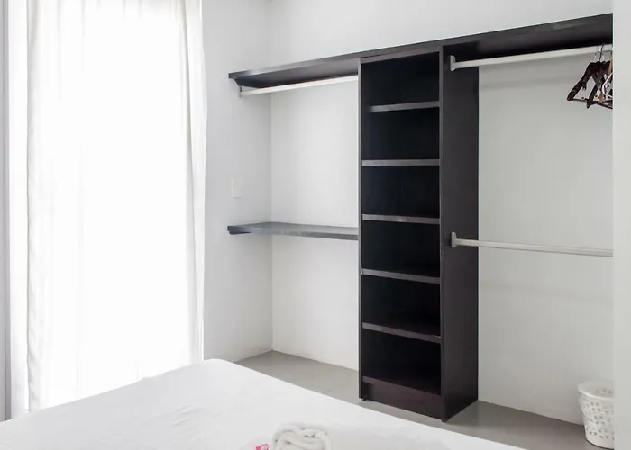 Whyz 4 Private Albergue